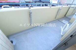 岡山駅 徒歩20分 7階の物件内観写真